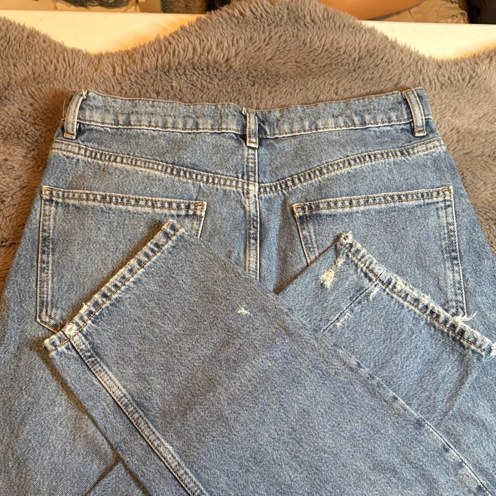 Zara Distressed Denim Jeans - Picture 3 of 4